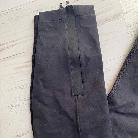 Nike Leggings - Picture 3 of 3